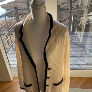 NWT Autumn Cashmere  4 ply cardigan.